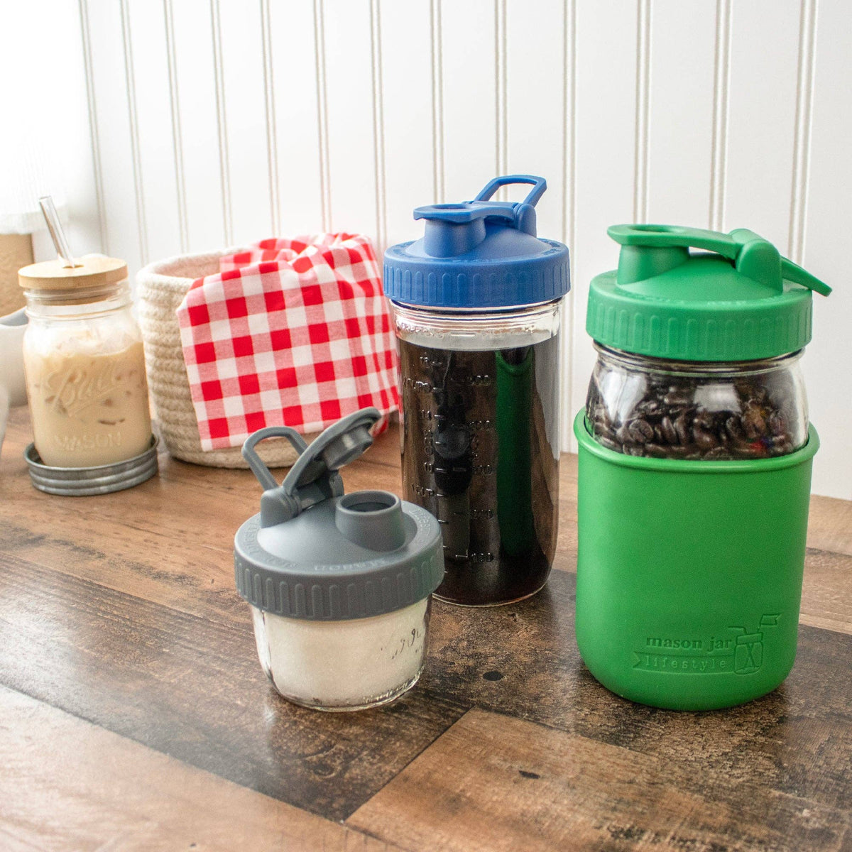 Pour & Store Shaker Lid with Carry Loop for Mason Jars: Cherry red / Regular mouth / Updated