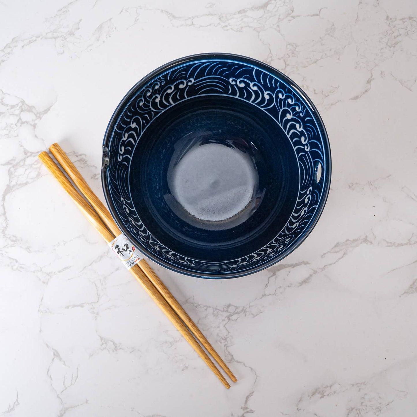 NAMI WAVES BOWL WITH CHOPSTICKS 6"