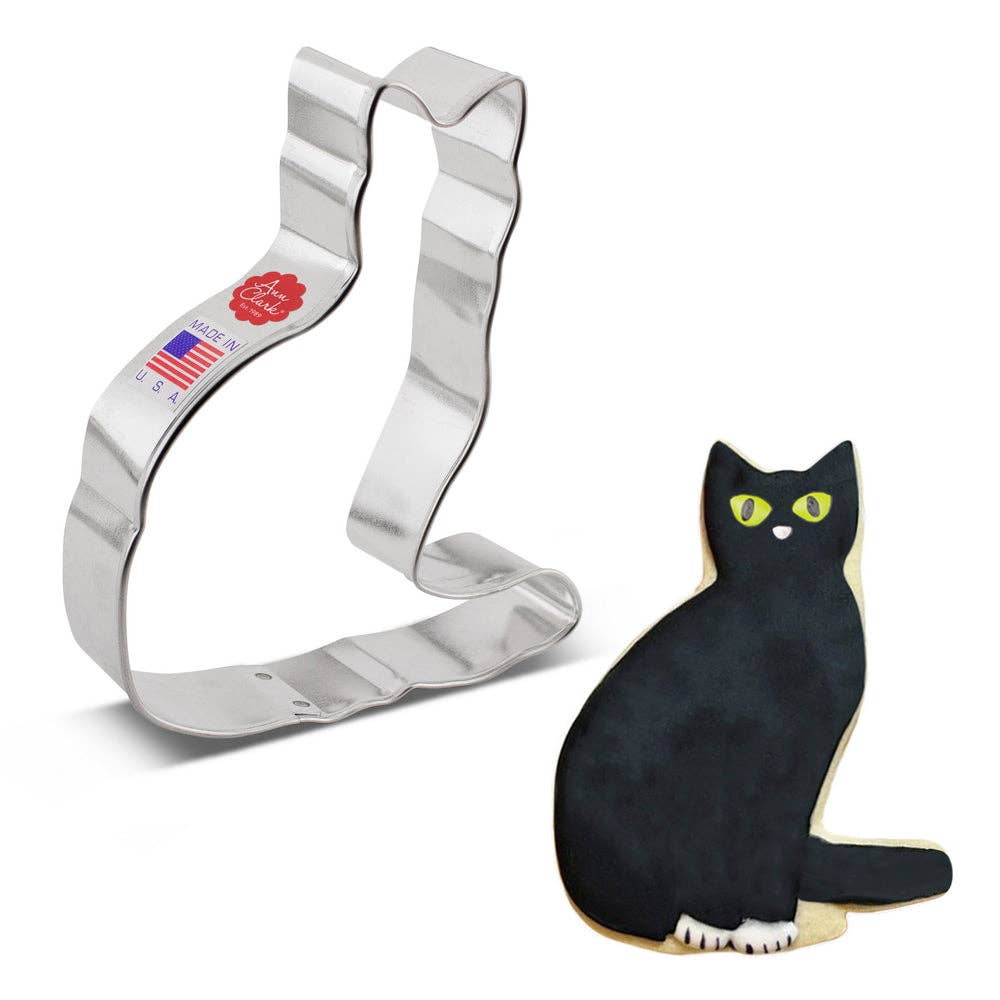 Cat w/ Tail Cookie Cutter