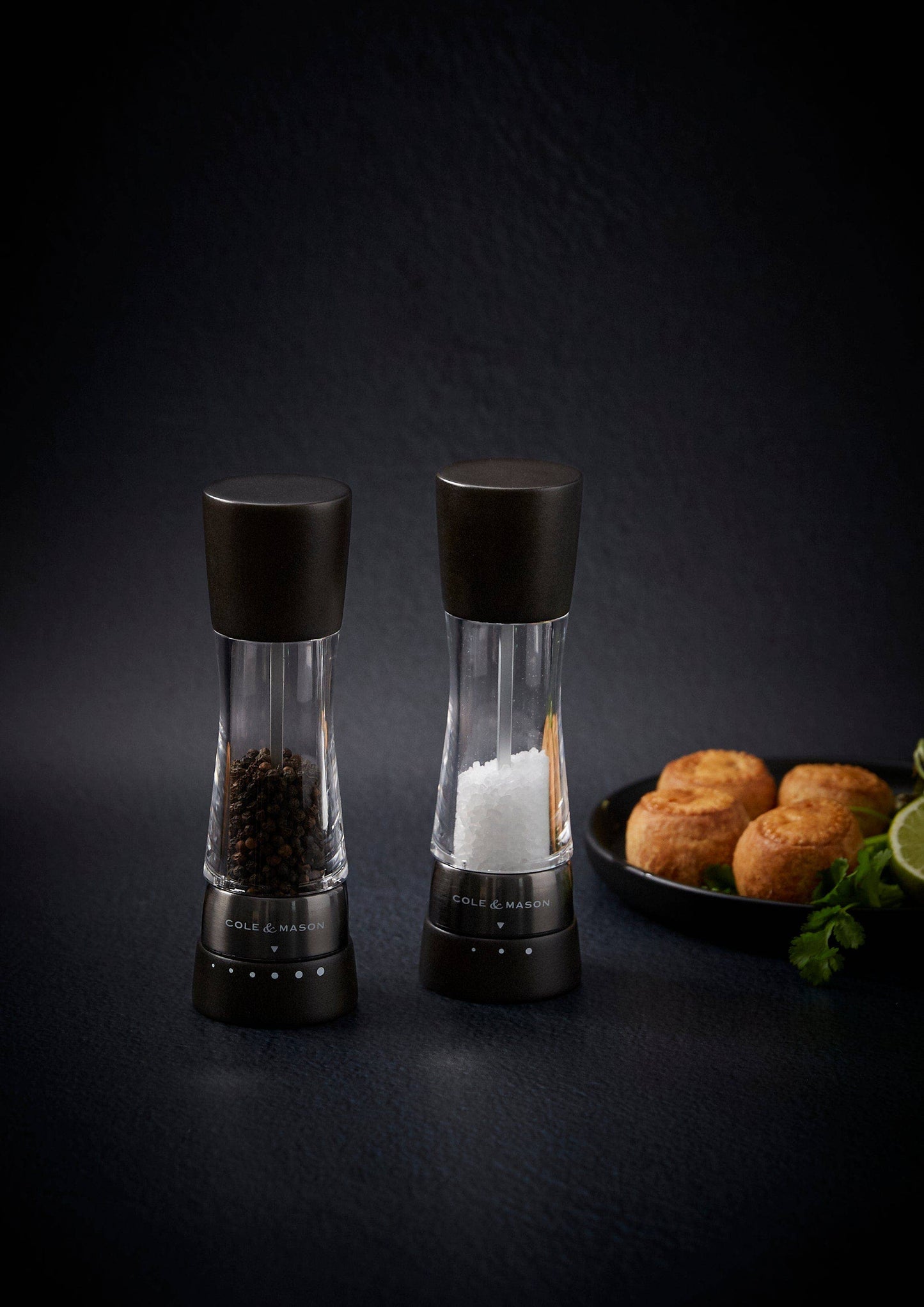 DERWENT SALT & PEPPER MILL SET BLACK WOOD