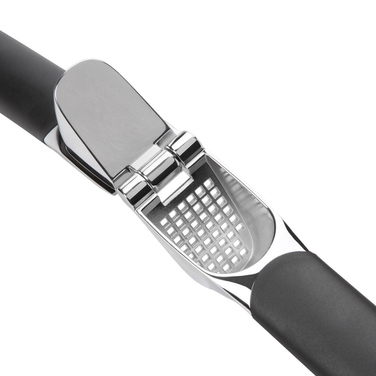 OXO GG GARLIC PRESS W/ BUILT-IN CLEANER